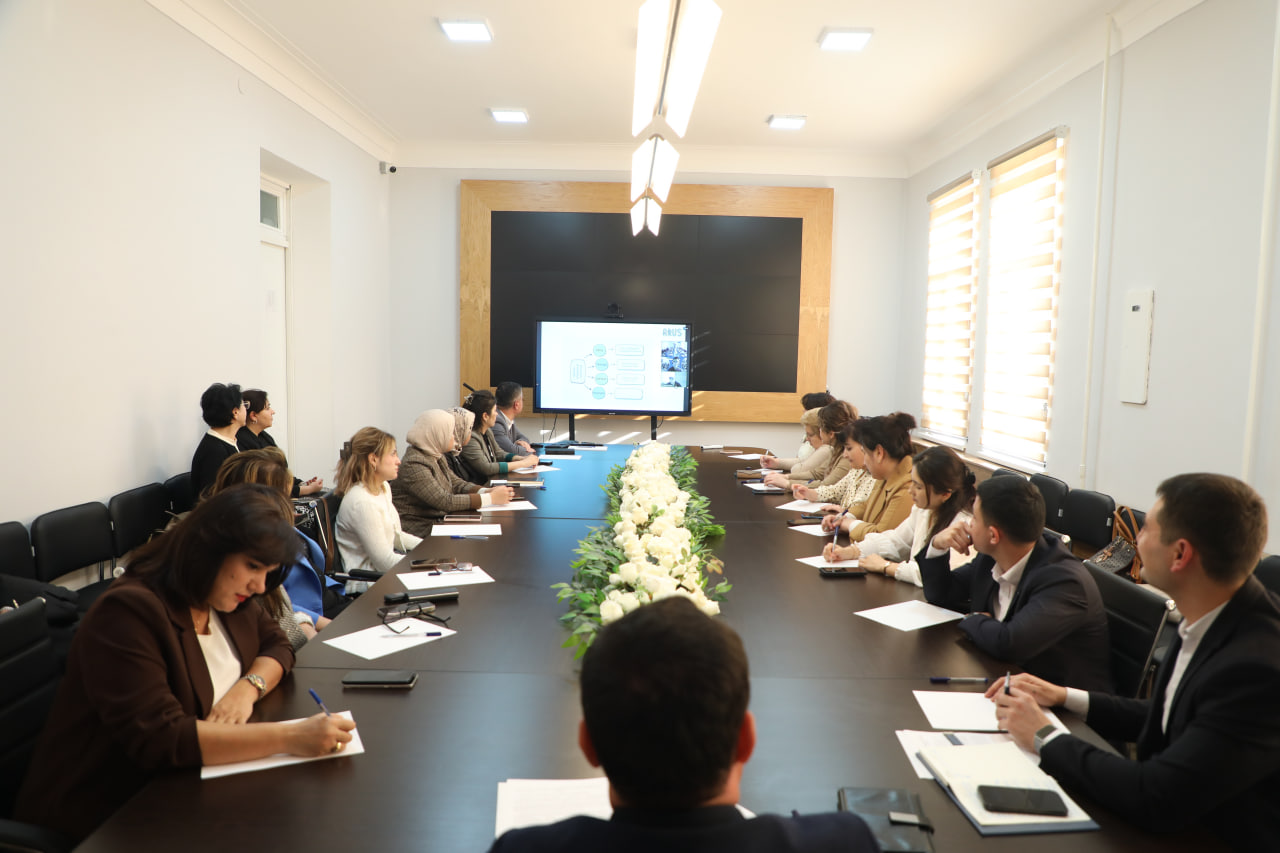 Toshkent shahridagi maktablar psixologlari uchun ijtimoiy-emotsional ta’lim (SEL) bo‘yicha seminar-trening tashkil etildi