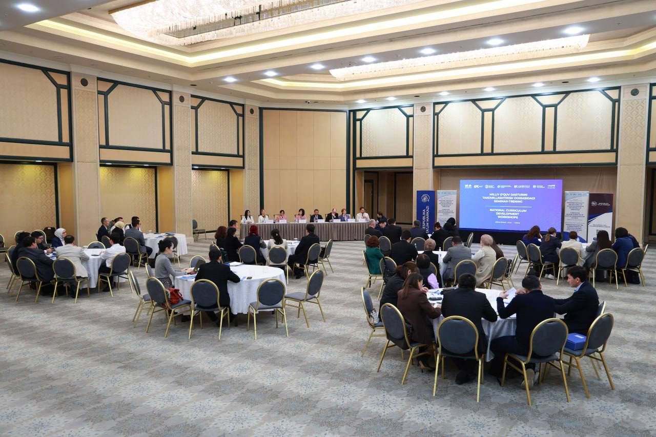 Milliy o‘quv dasturini takomillashtirish doirasidagi navbatdagi seminar-trening o‘tkazilmoqda
