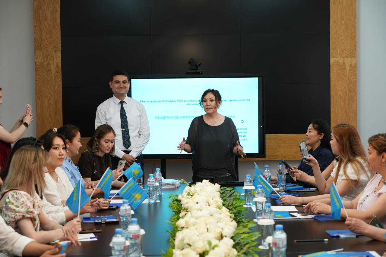 Qozogʻiston vakillari uchun PISA xalqaro tadqiqoti boʻyicha trening oʻtkazildi